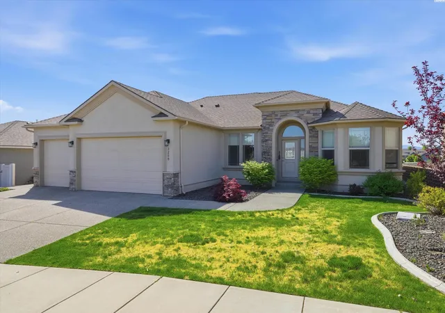 Photo 1 of Single family home for sale at 3258 Wild Cyn Way, Richland, WA 99354 | MLS# PAC292916 | Listing updated on 2026-10-16