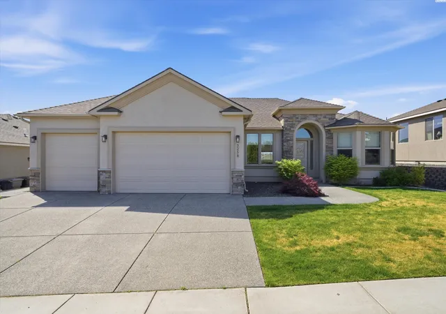 Photo 2 of Single family home for sale at 3258 Wild Cyn Way, Richland, WA 99354 | MLS# PAC292916 | Listing updated on 2026-10-16