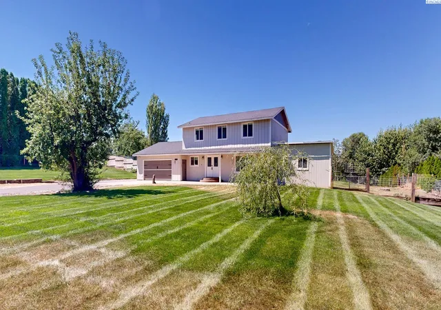 Photo 2 of Single family home for sale at 6404 S Bermuda Rd, Kennewick, WA 99338 | MLS# PAC293014 | Listing updated on 2026-10-22
