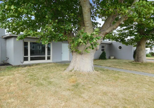 Photo 2 of Single family home for sale at 309 E 2nd Avenue, Kennewick, WA 99336 | MLS# PAC293043 | Listing updated on 2026-10-20
