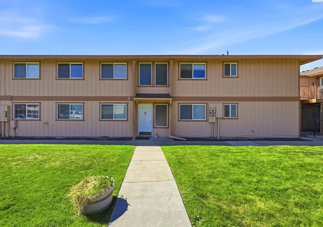 Photo 2 of Condo for sale at 3121 W Hood Ave, Kennewick, WA 99336 | MLS# PAC293072 | Listing updated on 2026-10-27