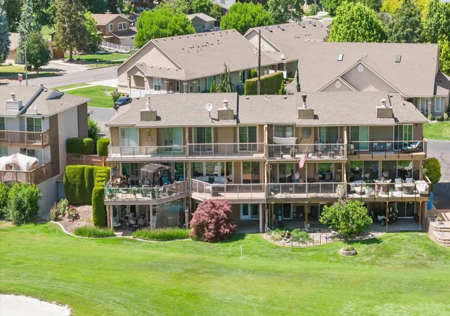 Photo 1 of Sale Pending at 345 Greenbrook Pl, Richland, WA 99352 | MLS# PAC293194 | Listing updated on 2026-10-21