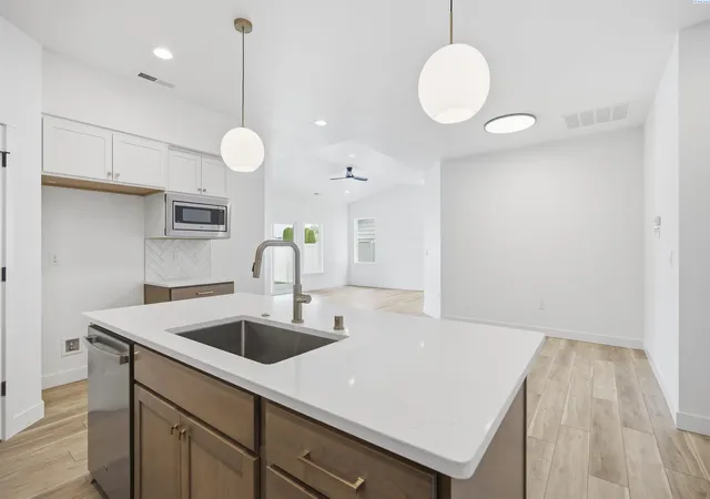 Photo 3 of Townhouse for sale at 4561 Grove Ct, West Richland, WA 99353 | MLS# PAC293342 | Listing updated on 2026-10-16