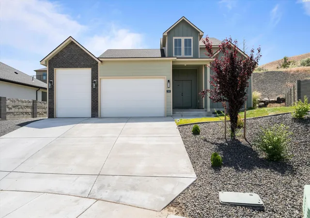 Photo 2 of Single family home for sale at 760 Mara Loop, Richland, WA 99352 | MLS# PAC293398 | Listing updated on 2026-10-19