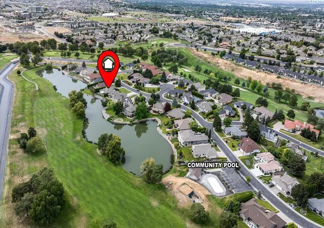 Photo 4 of Sale Pending at 3907 W 36th Avenue, Kennewick, WA 99337 | MLS# PAC293567 | Listing updated on 2026-10-21