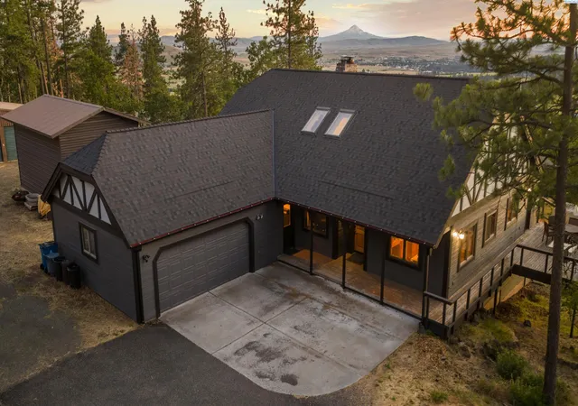 Photo 1 of Single family home for sale at 90 Adams Loop Rd, Goldendale, WA 98620 | MLS# PAC293594 | Listing updated on 2026-10-23
