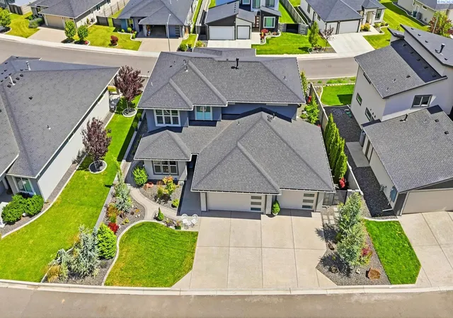 Photo 2 of Single family home for sale at 1846 Somers Ln, Richland, WA 99352 | MLS# PAC293749 | Listing updated on 2026-10-23