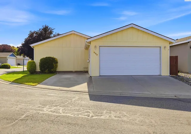 Photo 3 of Manufactured home for sale at 1609 Cactus Loop, Richland, WA 99352 | MLS# PAC293782 | Listing updated on 2026-10-18