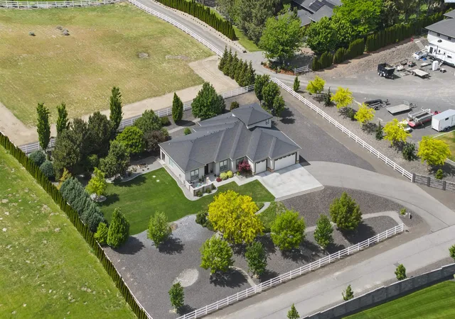 Photo 1 of Single family home for sale at 29404 S 944 Prse, Kennewick, WA 99338 | MLS# PAC293826 | Listing updated on 2026-10-20