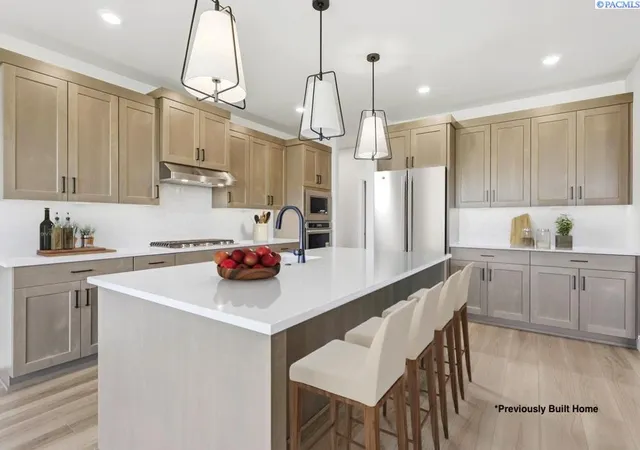 Photo 3 of Single family home for sale at 3275 Emory Ave, Richland, WA 99354 | MLS# PAC294113 | Listing updated on 2026-10-14
