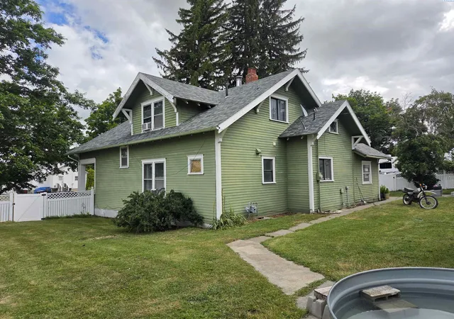 Photo 1 of Sale Pending at 610 Fountain, Colton, WA 99113 | MLS# PAC294255 | Listing updated on 2026-10-22