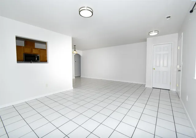 Photo 3 of Sale Pending at 2515 E Adelia, Pasco, WA 99301 | MLS# PAC294378 | Listing updated on 2026-10-21