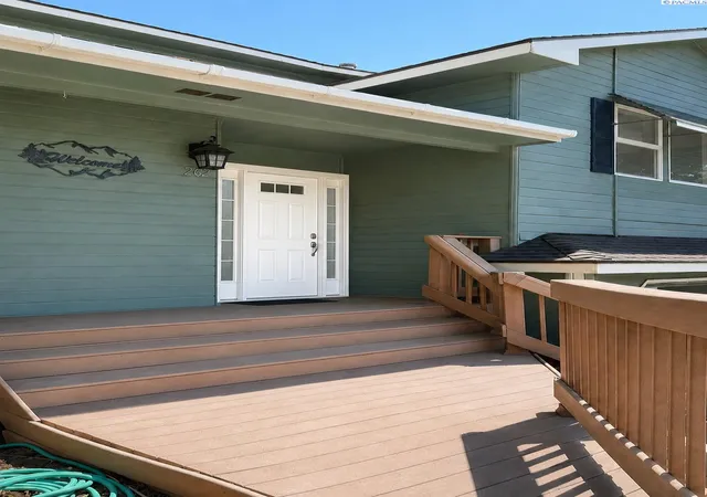 Photo 3 of Single family home for sale at 262 Rachel Rd, Kennewick, WA 99338 | MLS# PAC294381 | Listing updated on 2026-10-17