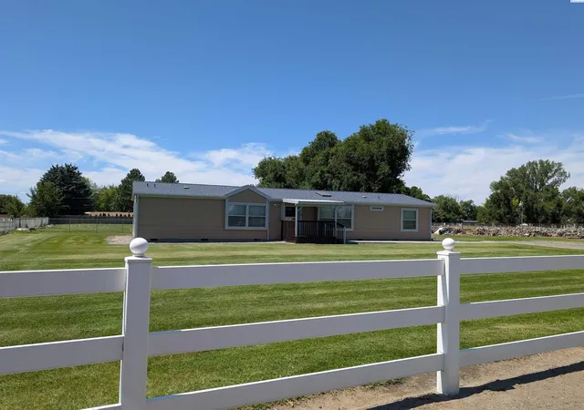 Photo 2 of Sale Pending at 20204 S 2154 Prairie Se, Kennewick, WA 99337 | MLS# PAC294397 | Listing updated on 2026-10-21