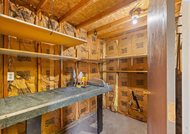 Photo 3 of Single family home for sale at 1721 3rd Street, Lewiston, ID 83501 | MLS# PAC294423 | Listing updated on 2026-10-17