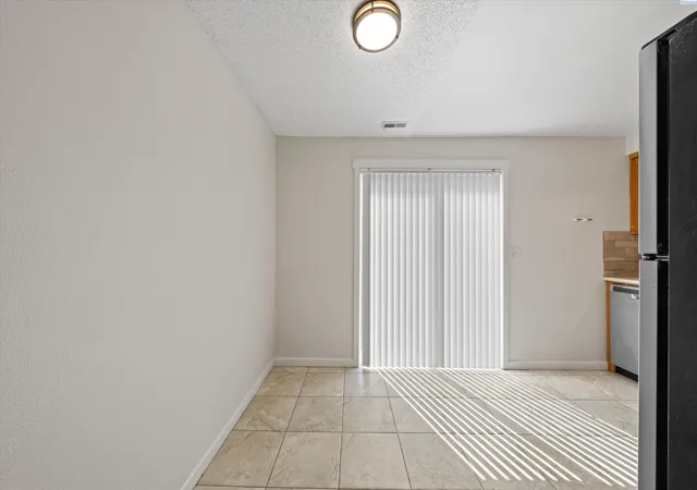 Photo 4 of Condo for sale at 2313 W Sylvester St, Pasco, WA 99301 | MLS# PAC294491 | Listing updated on 2026-10-20