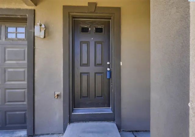 Photo 2 of Single family home for sale at 406 Lakerose Lp, Richland, WA 99352 | MLS# PAC294752 | Listing updated on 2026-10-23