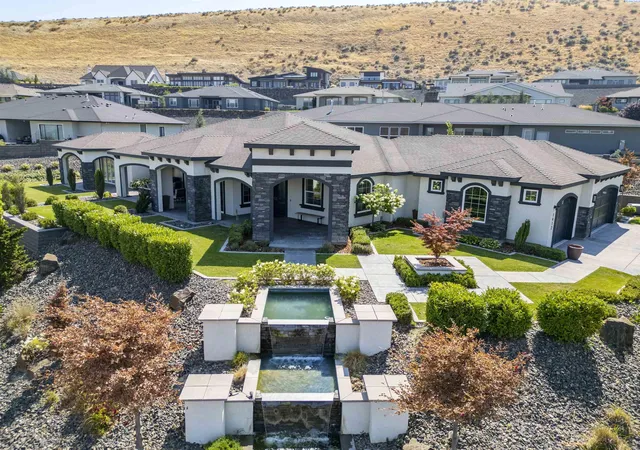 Photo 3 of Single family home for sale at 1412 Meadow Hills Dr, Richland, WA 99352 | MLS# PAC294789 | Listing updated on 2026-10-16
