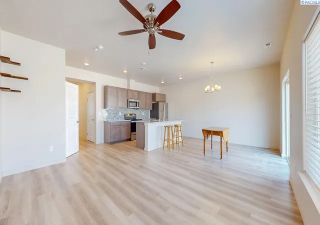 Photo 3 of Townhouse for sale at 3934 W 5th Place, Kennewick, WA 99337 | MLS# PAC294866 | Listing updated on 2026-10-22