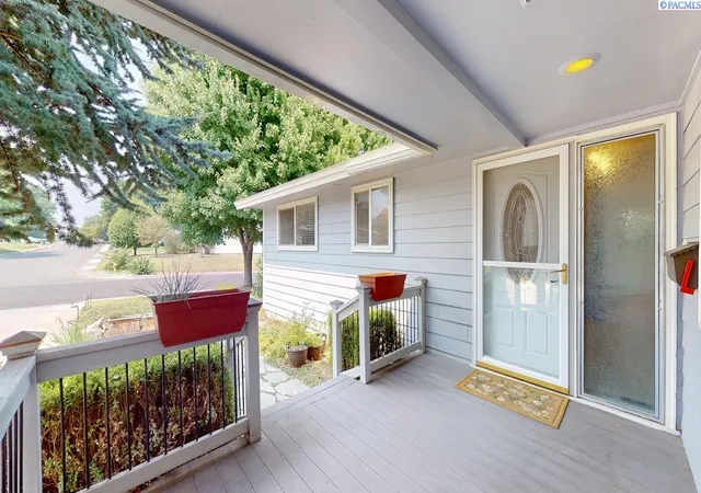 Photo 3 of Single family home for sale at 1878 Mahan Ave, Richland, WA 99354 | MLS# PAC294920 | Listing updated on 2026-10-22