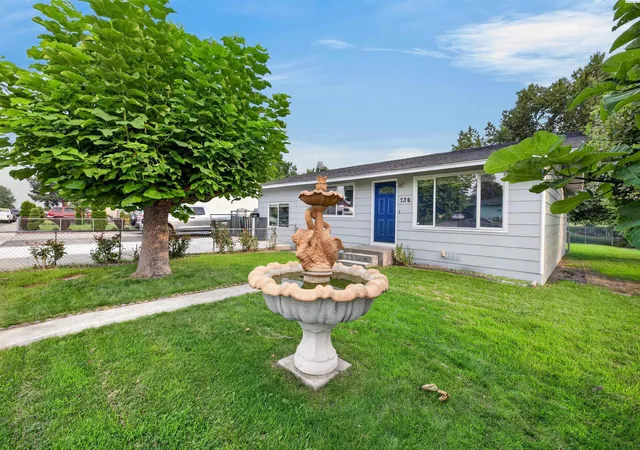 Photo 3 of Single family home for sale at 736 W Leola St, Pasco, WA 99301 | MLS# PAC294959 | Listing updated on 2026-10-20