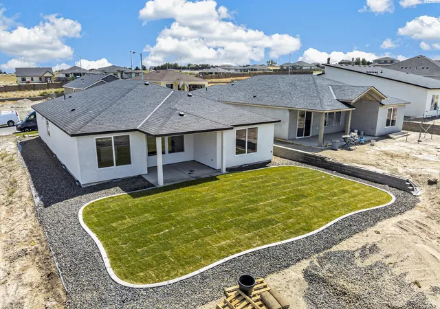 Photo 3 of Single family home for sale at 2967 Meadowlark Ave, Richland, WA 99352 | MLS# PAC295017 | Listing updated on 2026-10-20