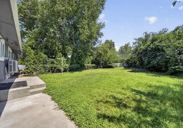 Photo 3 of Townhouse for sale at 1016 #a Cedar St, Richland, WA 99354 | MLS# PAC295039 | Listing updated on 2026-10-15