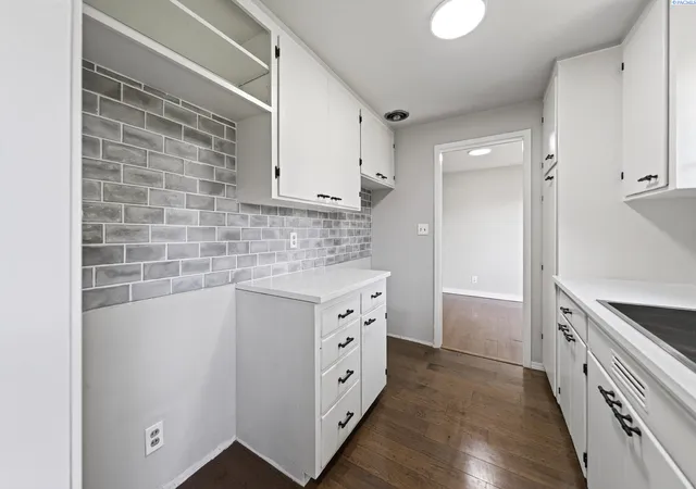 Photo 4 of Townhouse for sale at 1016 #a Cedar St, Richland, WA 99354 | MLS# PAC295039 | Listing updated on 2026-10-15