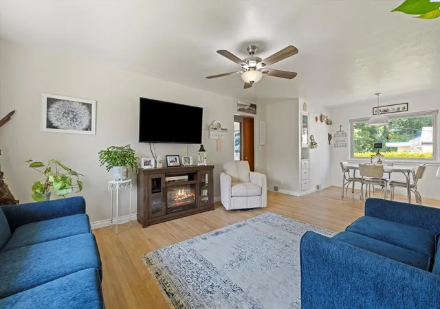Photo 4 of Single family home for sale at 28 SW Evans Ave, College Place, WA 99324 | MLS# PAC295129 | Listing updated on 2026-10-21