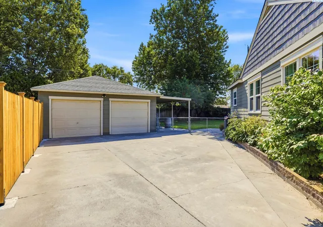Photo 3 of Single family home for sale at 314 Douglass Ave, Richland, WA 99352 | MLS# PAC295140 | Listing updated on 2026-10-22