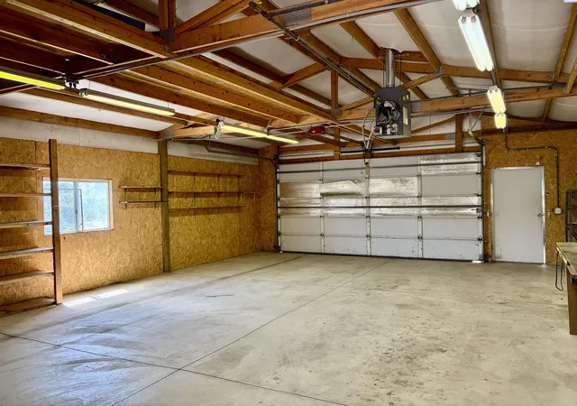 Photo 2 of Manufactured home for sale at 702 W 1st Street, Albion, WA 99102 | MLS# PAC295147 | Listing updated on 2026-10-16