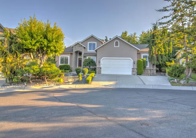Photo 3 of Single family home for sale at 2116 Newhaven Loop, Richland, WA 99352 | MLS# PAC295171 | Listing updated on 2026-10-22