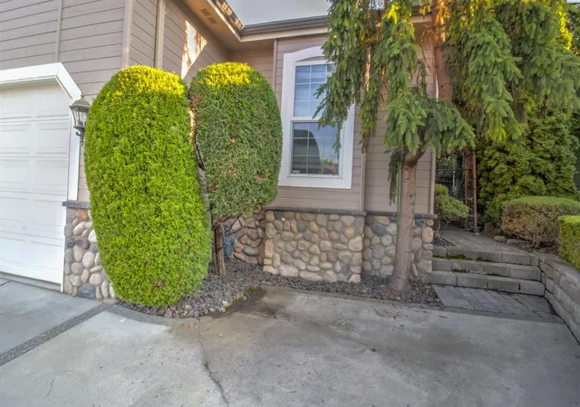 Photo 4 of Single family home for sale at 2116 Newhaven Loop, Richland, WA 99352 | MLS# PAC295171 | Listing updated on 2026-10-22