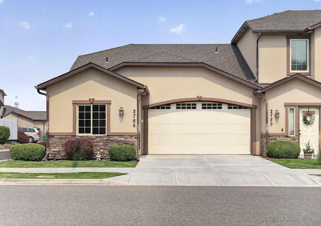 Photo 1 of Townhouse for sale at 2766 W 30th Place, Kennewick, WA 99337 | MLS# PAC295274 | Listing updated on 2026-10-22