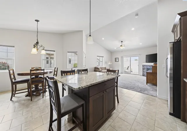 Photo 2 of Townhouse for sale at 2766 W 30th Place, Kennewick, WA 99337 | MLS# PAC295274 | Listing updated on 2026-10-23