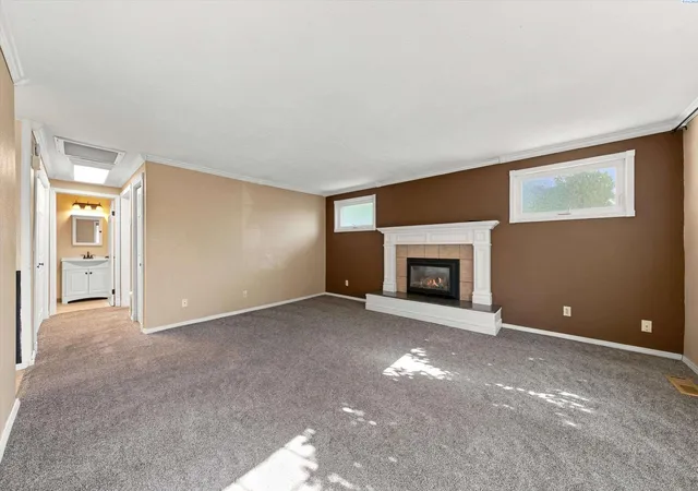 Photo 2 of Single family home for sale at 417 S Tweedt Pl, Kennewick, WA 99336 | MLS# PAC295285 | Listing updated on 2026-10-17