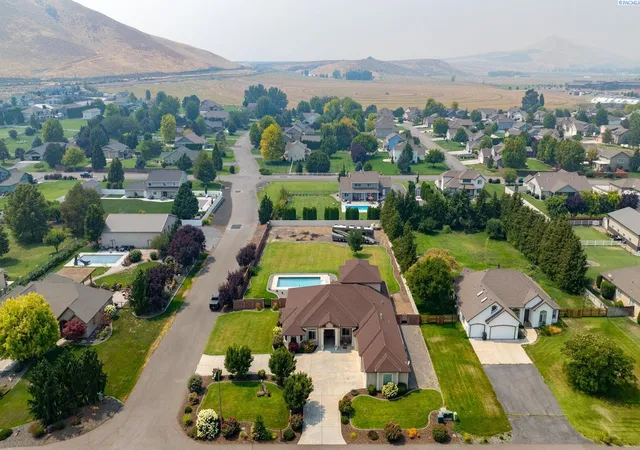 Photo 1 of Single family home for sale at 5706 Glenbrook Loop, West Richland, WA 99353 | MLS# PAC295332 | Listing updated on 2026-10-29
