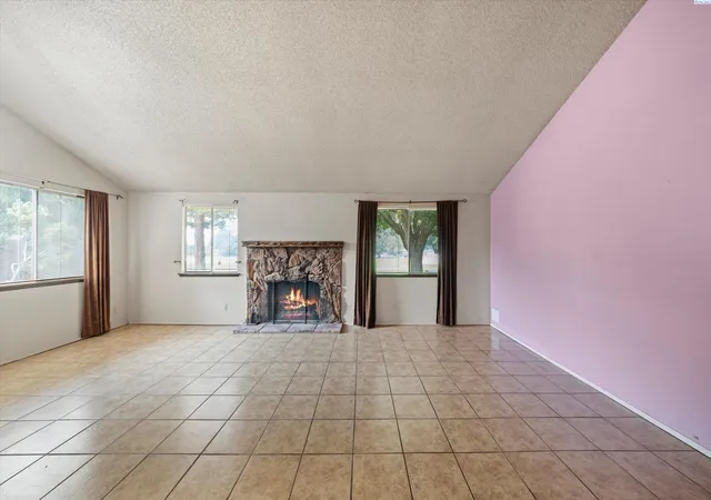 Photo 3 of Sale Pending at 2407 Michael Ave, Richland, WA 99352 | MLS# PAC295344 | Listing updated on 2026-10-21