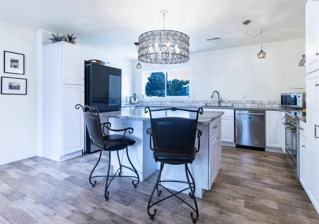 Photo 3 of Single family home for sale at 1708 Hunt Ave, Richland, WA 99354 | MLS# PAC295422 | Listing updated on 2026-10-15