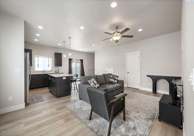 Photo 4 of Sale Pending at 2901 66th Place, Pasco, WA 99301 | MLS# PAC295464 | Listing updated on 2026-10-21