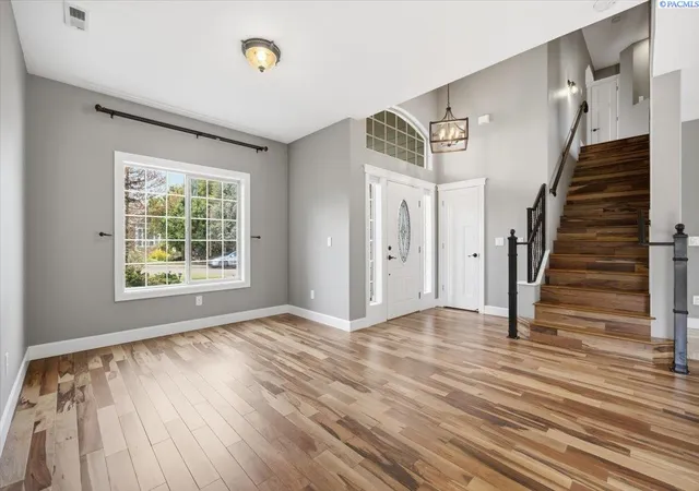 Photo 3 of Single family home for sale at 2991 Sedona Cir, Richland, WA 99354 | MLS# PAC295522 | Listing updated on 2026-10-14
