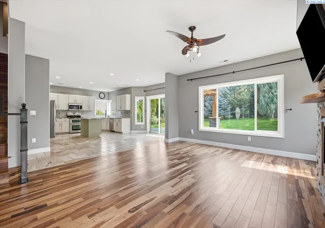 Photo 4 of Single family home for sale at 2991 Sedona Cir, Richland, WA 99354 | MLS# PAC295522 | Listing updated on 2026-10-14