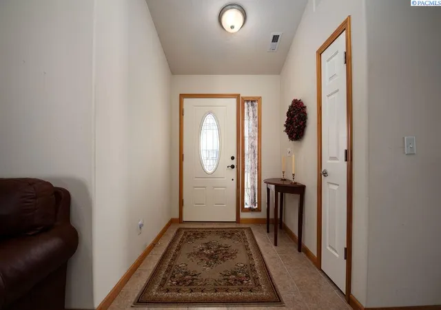 Photo 3 of Single family home for sale at 4307 Segovia Dr, Pasco, WA 99301 | MLS# PAC295539 | Listing updated on 2026-10-16