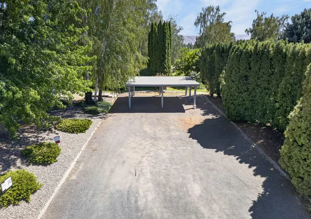 Photo 3 of Single family home for sale at 119501 W Mccreadie Rd, Prosser, WA 99350 | MLS# PAC295582 | Listing updated on 2026-10-15
