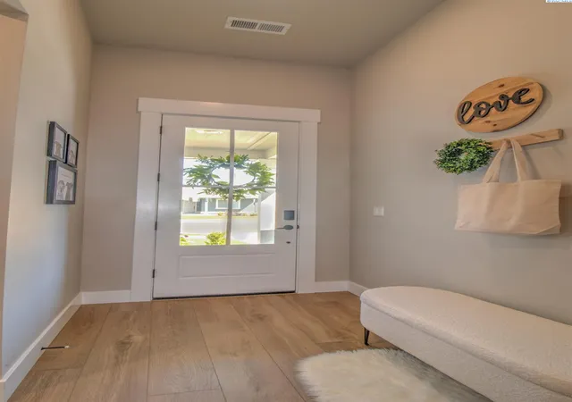 Photo 3 of Single family home for sale at 2817 Avrio Ave, Richland, WA 99354 | MLS# PAC295585 | Listing updated on 2026-10-22