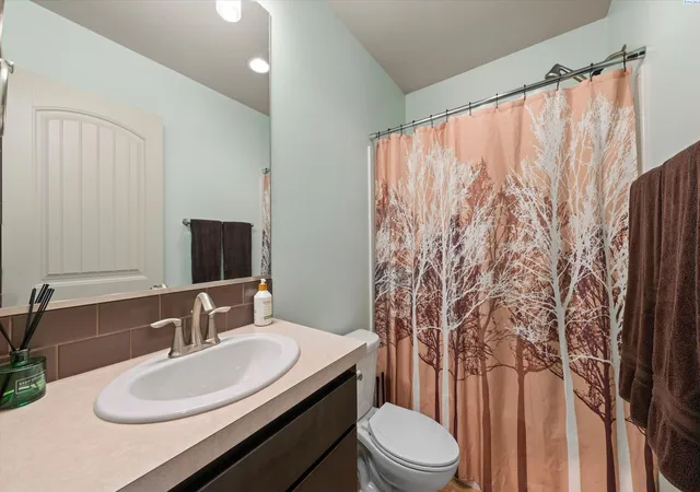Photo 3 of Single family home for sale at 6017 Cotswold, Pasco, WA 99301 | MLS# PAC295604 | Listing updated on 2026-10-18