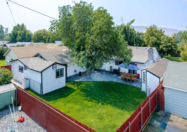 Photo 2 of Single family home for sale at 410 Basswood Ave, Richland, WA 99352 | MLS# PAC295610 | Listing updated on 2026-10-19