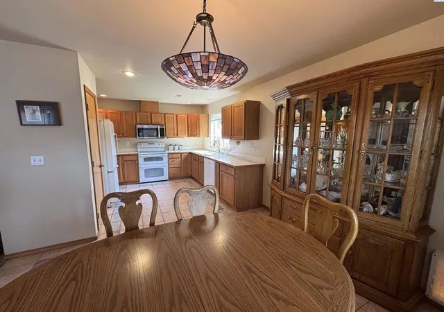Photo 2 of Single family home for sale at 5208 Mockingbird Ct, West Richland, WA 99353 | MLS# PAC295628 | Listing updated on 2026-10-23