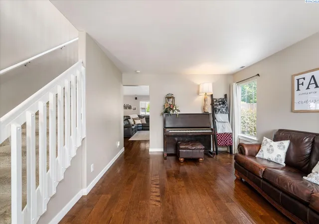 Photo 4 of Single family home for sale at 3309 S Buntin St, Kennewick, WA 99337 | MLS# PAC295661 | Listing updated on 2026-10-14