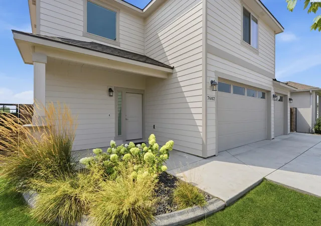 Photo 3 of Single family home for sale at 7602 Massey Dr, Pasco, WA 99301 | MLS# PAC295663 | Listing updated on 2026-10-19